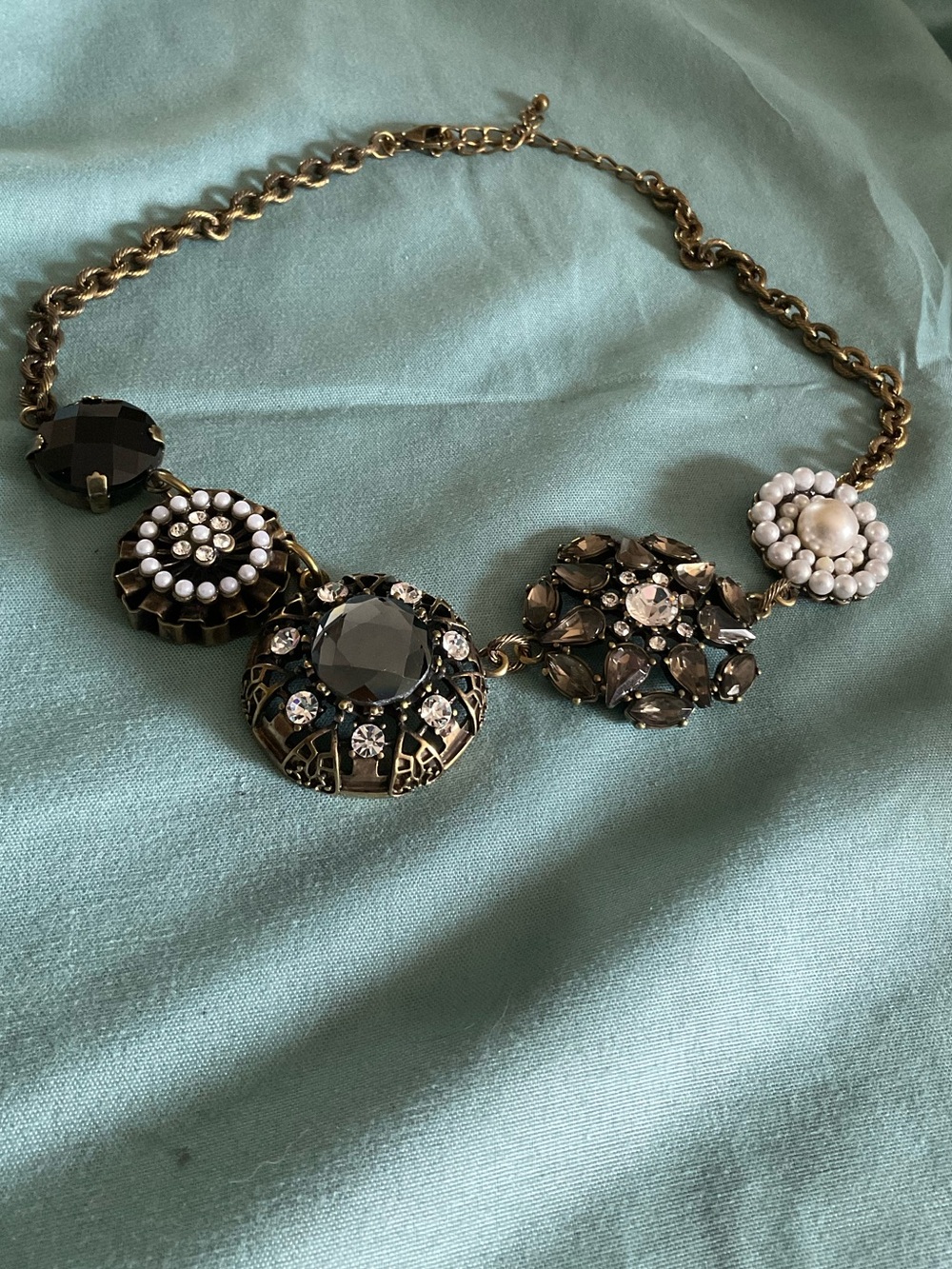 Lia Sophia Statement Necklace Antique Gold Pearl Crystal Smoky Gray 17” - Picture 7 of 7